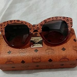 MCM SUNGLASSES